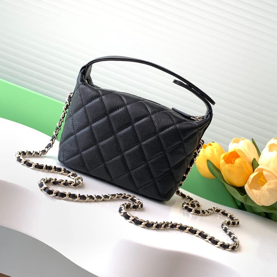 CHANEL 25C hobo bag