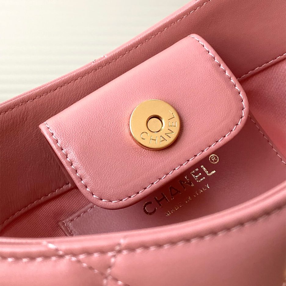 CHANEL Hippie Bag